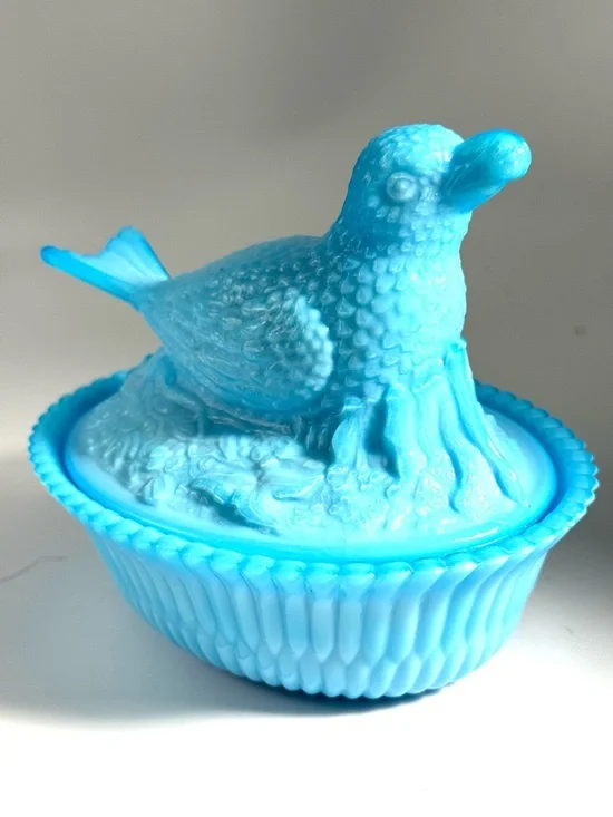 Vintage Bird on Nest Light Blue Milk Glass by Summit - Picture 2 of 7